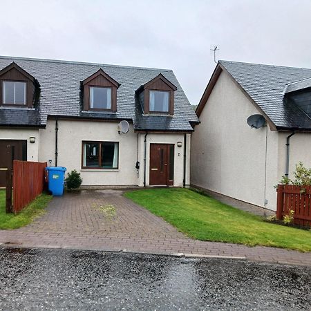 Holiday House Kinveachy Aviemore Bagian luar foto